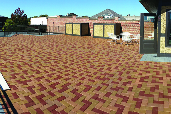 Aspire_Roof-Deck-Installation_Redwood_Olive_Village-Waterwheel-2_uid_6465357828875_uid_646e082901055